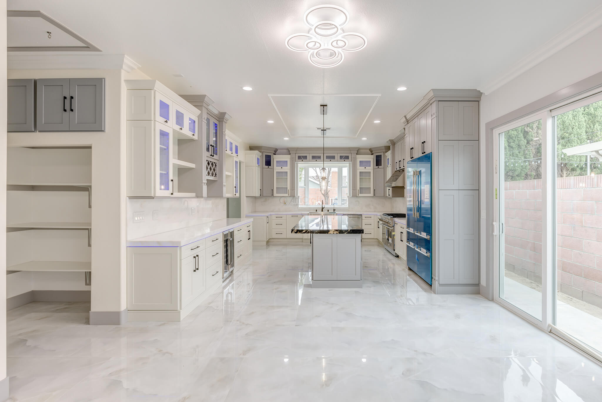 Dat's Kitchen - ArtiCraft Cabinetry - 01