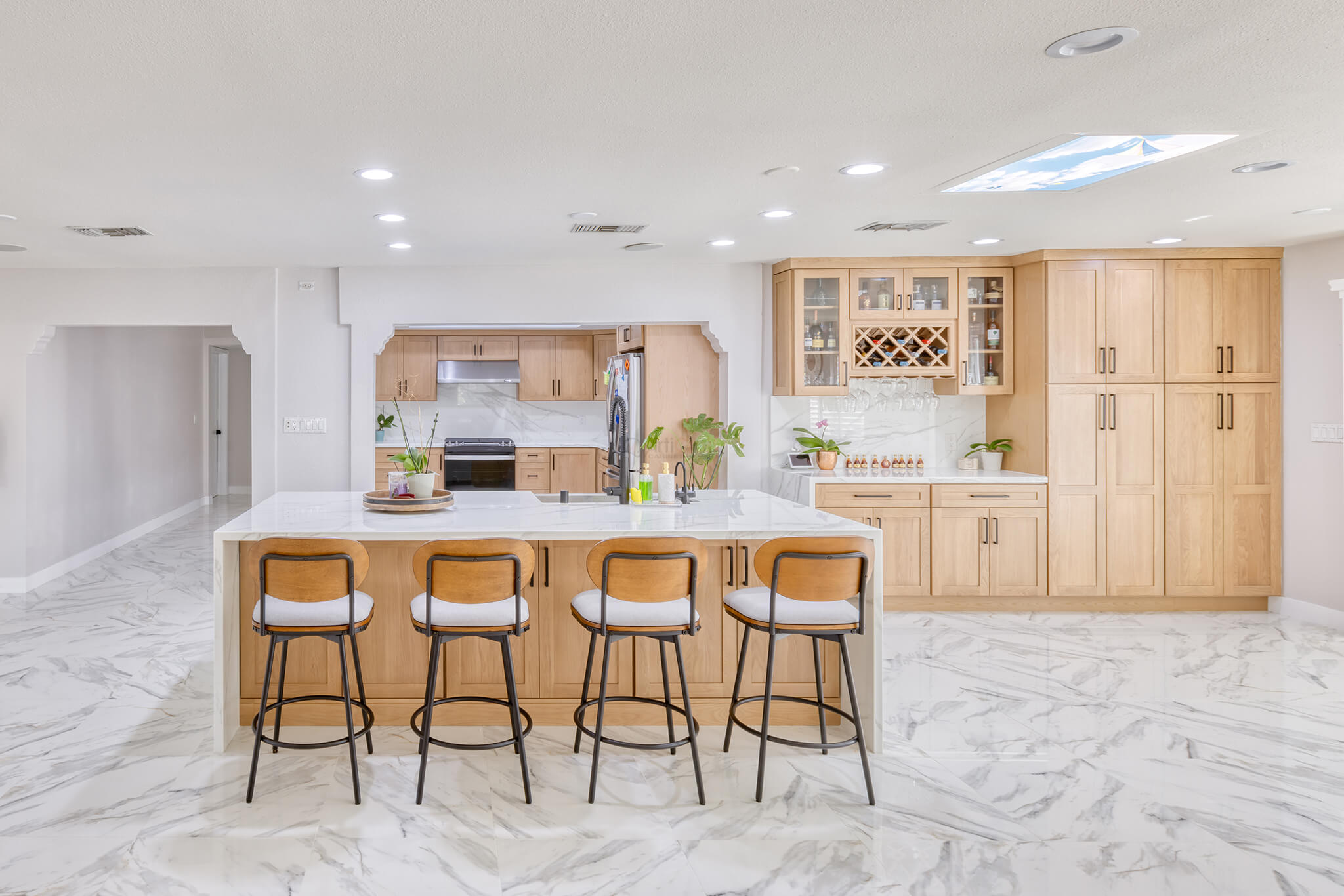 Megan's Kitchen - ArtiCraft Cabinetry - 01