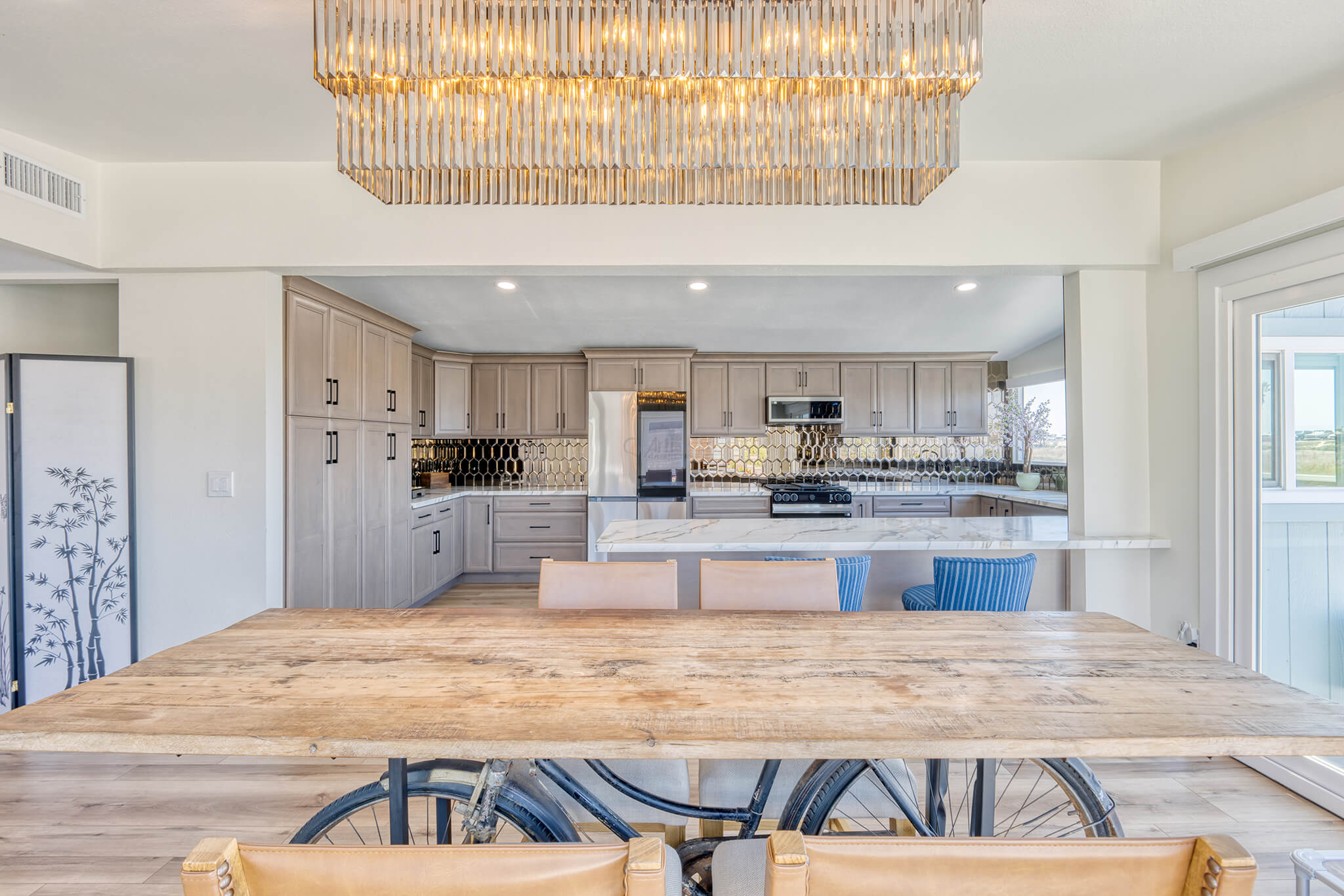 Melina's Kitchen - ArtiCraft Cabinetry - 029