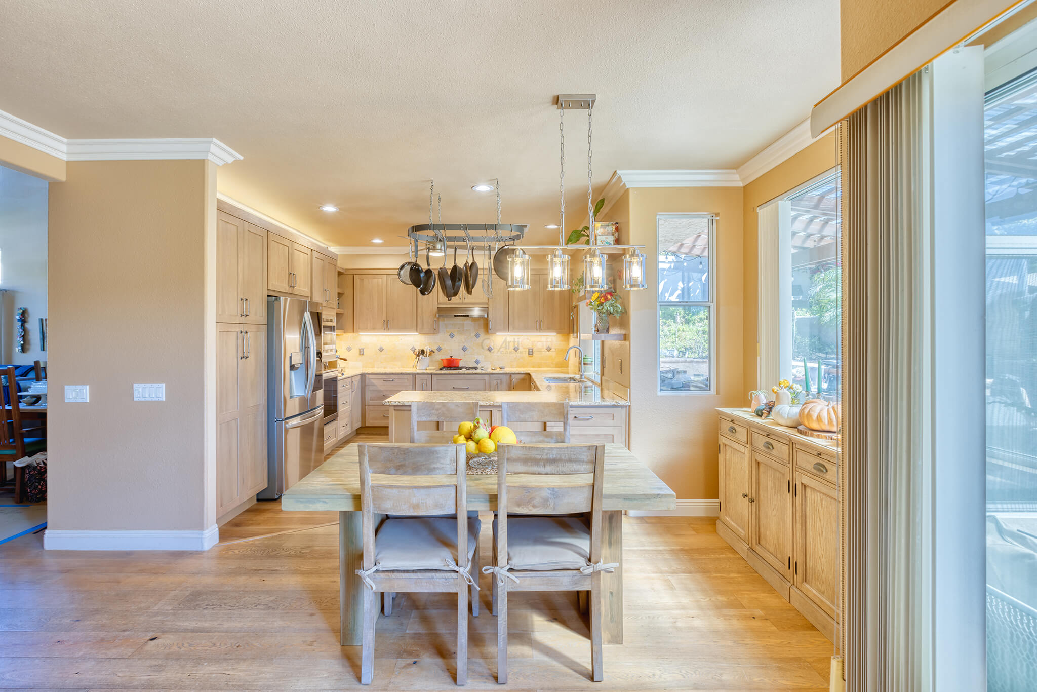 Jennifer's Kitchen - ArtiCraft Cabinetry - 01