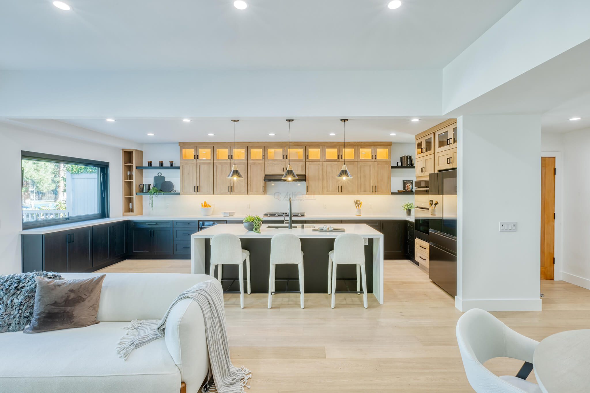 Sherif's Kitchen 2 - ArtiCraft Cabinetry - 024