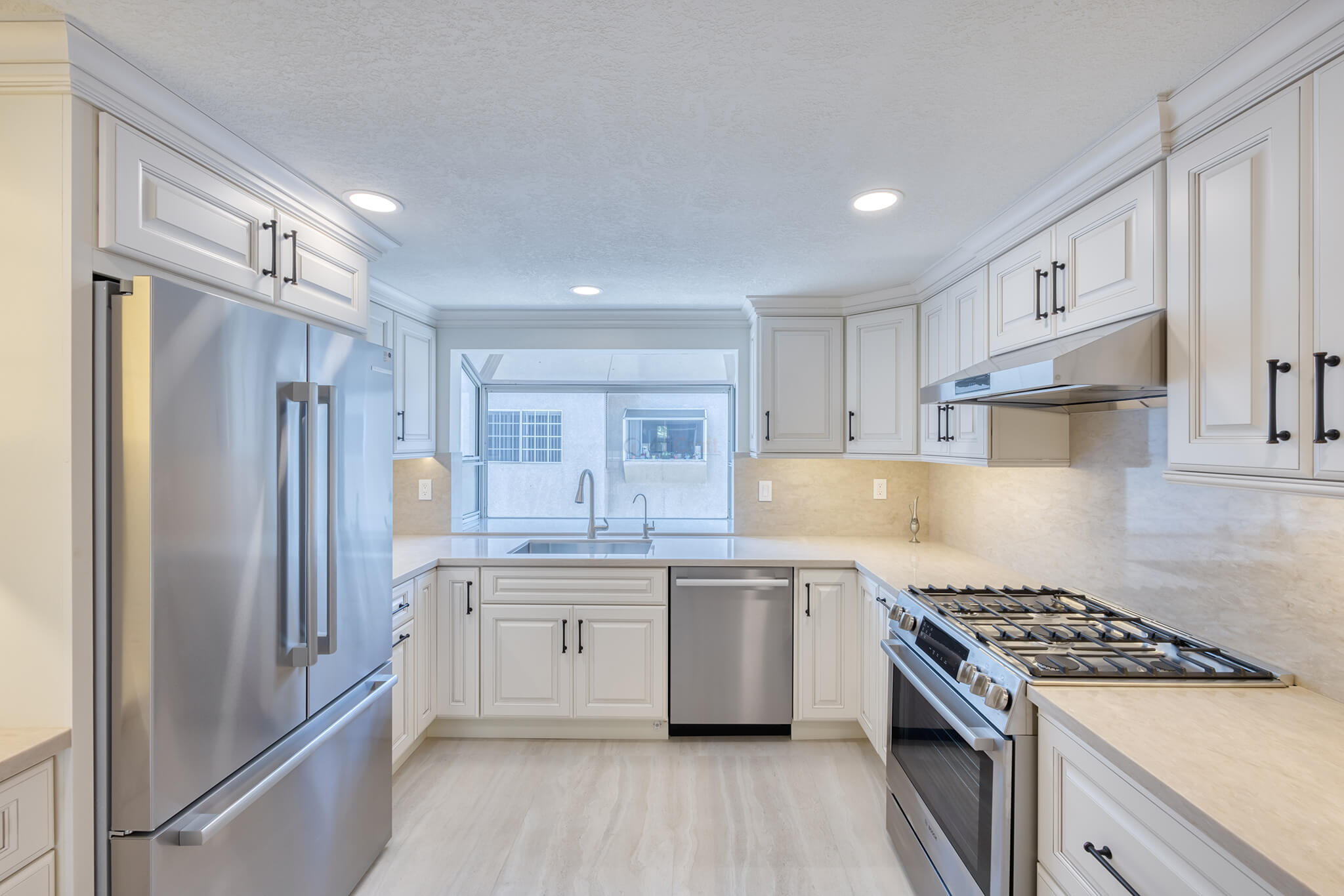 Luna's Kitchen 1 - ArtiCraft Cabinetry - 05
